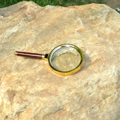 Handheld High-Definition Magnifying Glass – Portable Reading Loupe for Kids, Seniors & Everyday Detail Viewing