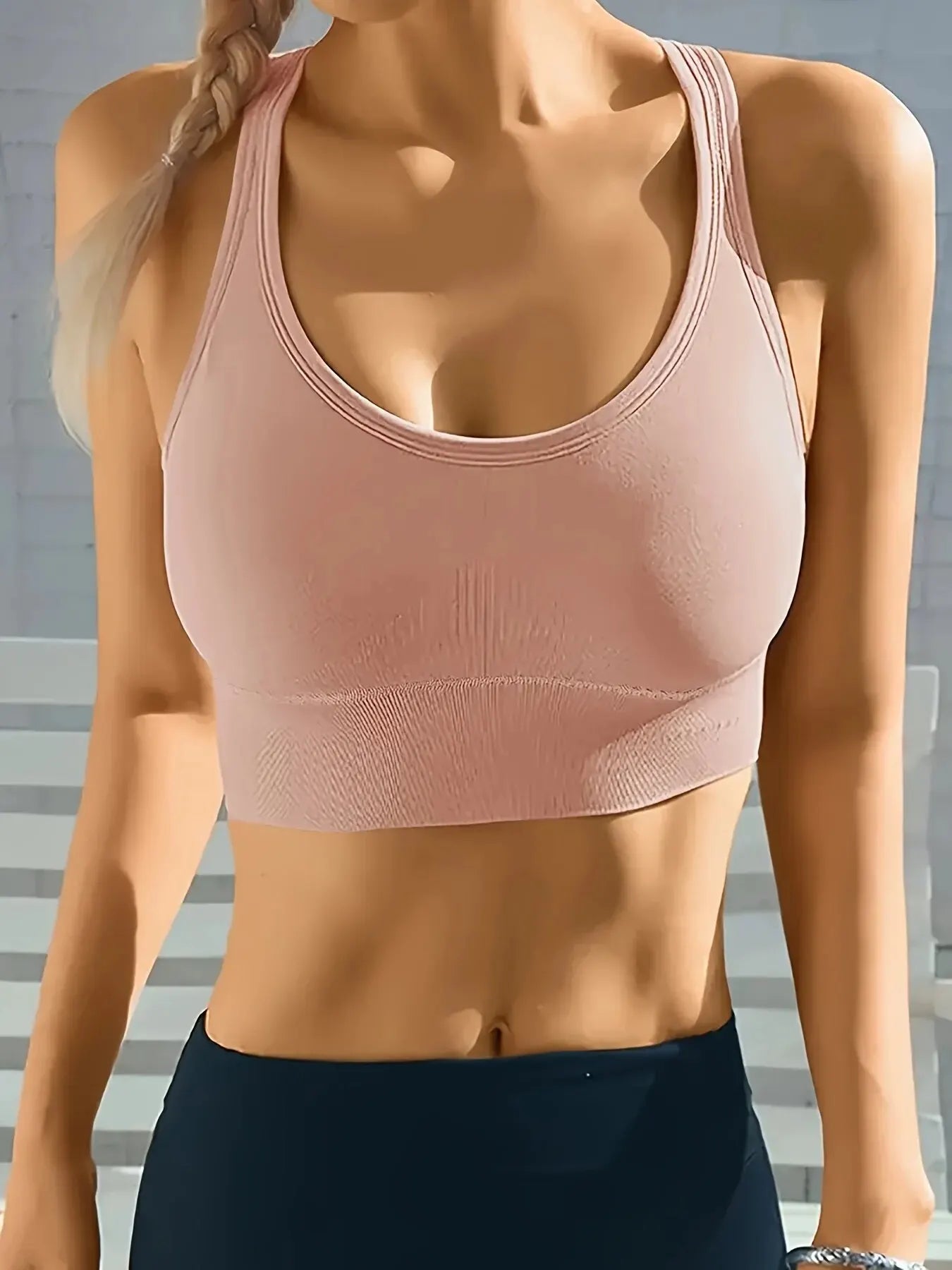 Seamless Sports Yoga Tank Bra – Comfy, Breathable, Push Up Fitness Top