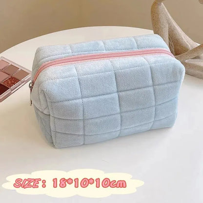 Solid Fur Cosmetic Storage Bag – Large Women’s Zipper Makeup Organizer Handbag, Stationery & Travel Toiletry Case