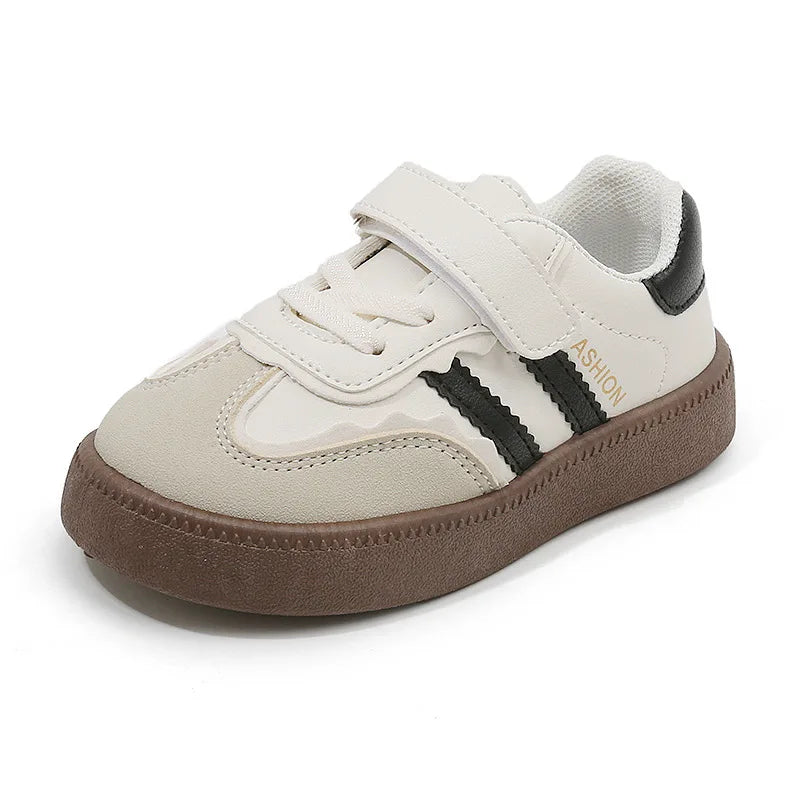 Spring & Autumn Kids Sport Training Shoes – Fashion Sneakers for Boys & Girls | Soft Soled, Casual Skate Shoes (Ages 4-6)