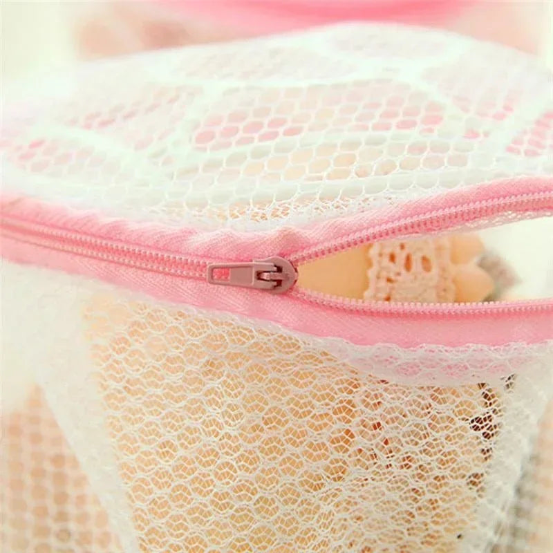 Lingerie & Underwear Mesh Laundry Bag — Zippered Clothing Wash Organizer