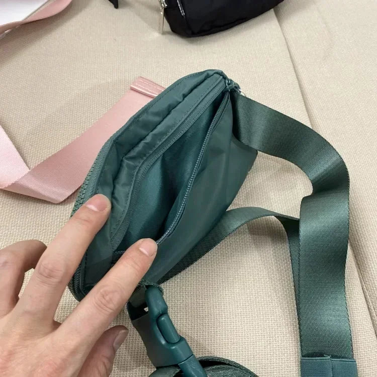 2025 Fashion Yoga Waist Bag – Metal Logo Sports & Mobile Bag for Unisex Fitness, Running & Women’s Gift