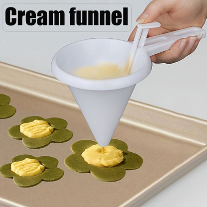 Handheld Cream Funnel - Multifunctional Cake and Chocolate Dispenser, Adjustable Batter Dispenser, Candy Bar Funnel for Baking and Cake Decoration, Ideal for Restaurants, Food Trucks, and Bakeries