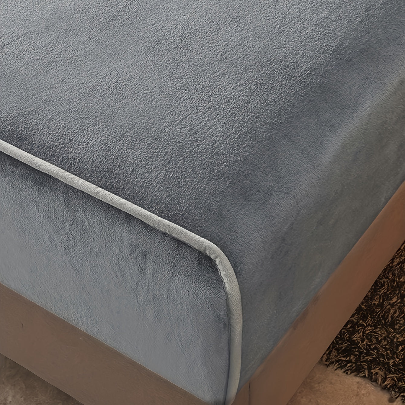 Plush Milk Velvet Fitted Sheet – Cozy Winter Warmth for Bedroom and Guest Room Mattress Cover